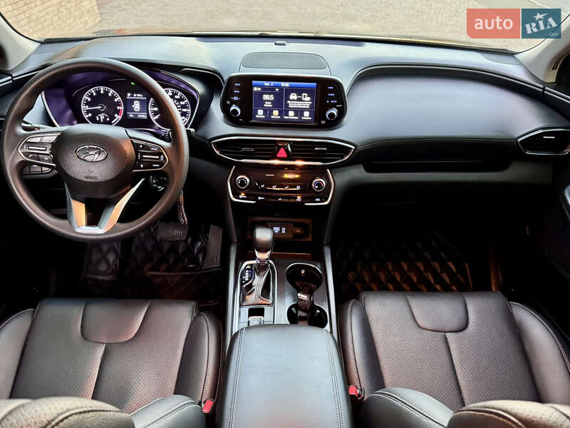 Позашляховик / Кросовер Hyundai Santa FE 2019 в Одесі