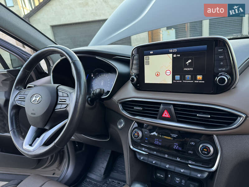 Позашляховик / Кросовер Hyundai Santa FE 2018 в Одесі