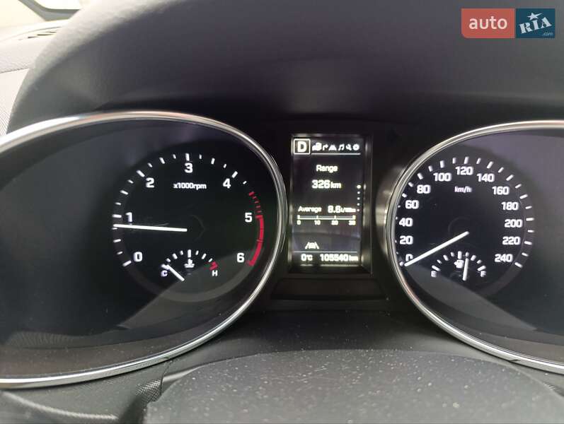 Внедорожник / Кроссовер Hyundai Santa FE 2016 в Болехове