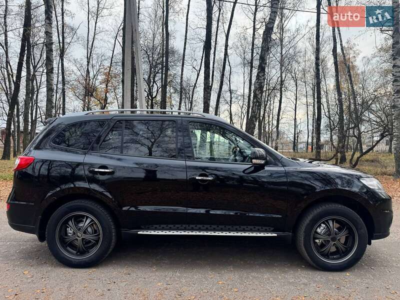 Позашляховик / Кросовер Hyundai Santa FE 2011 в Охтирці