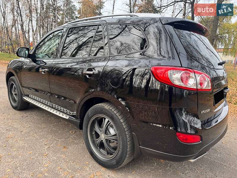 Позашляховик / Кросовер Hyundai Santa FE 2011 в Охтирці