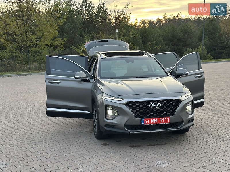 Внедорожник / Кроссовер Hyundai Santa FE 2018 в Броварах
