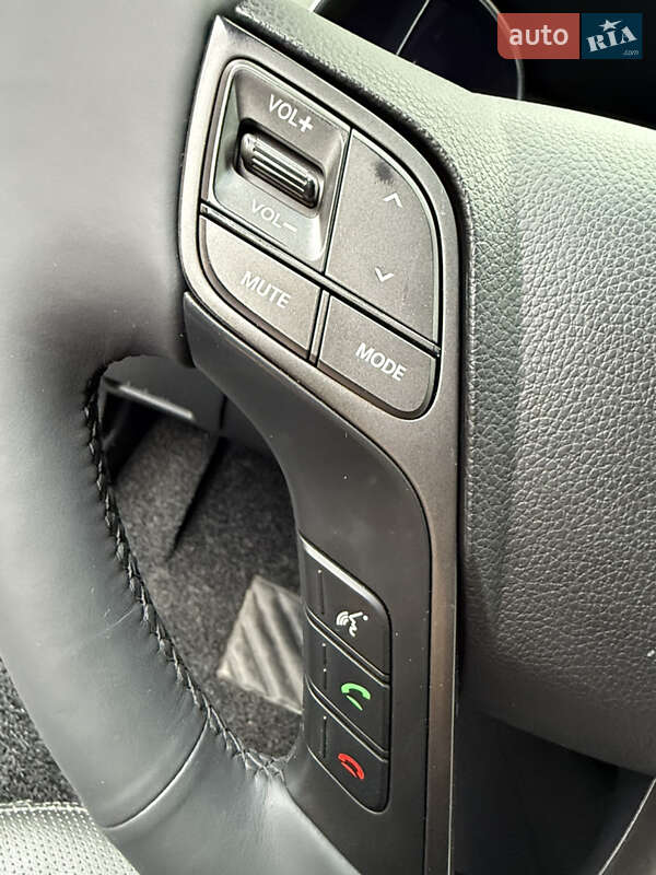 Внедорожник / Кроссовер Hyundai Santa FE 2017 в Киеве фото 30 Внедорожник / Кроссовер Hyundai Santa FE 2017 в Киеве