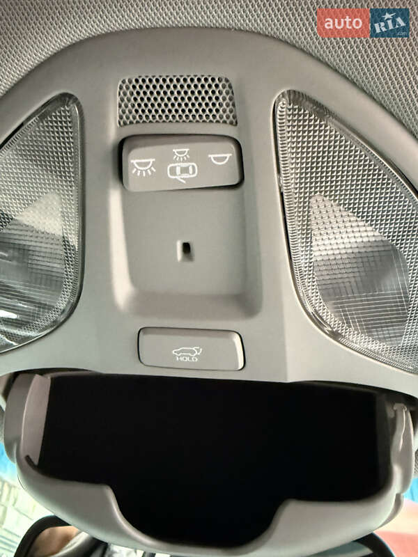 Внедорожник / Кроссовер Hyundai Santa FE 2017 в Киеве фото 39 Внедорожник / Кроссовер Hyundai Santa FE 2017 в Киеве