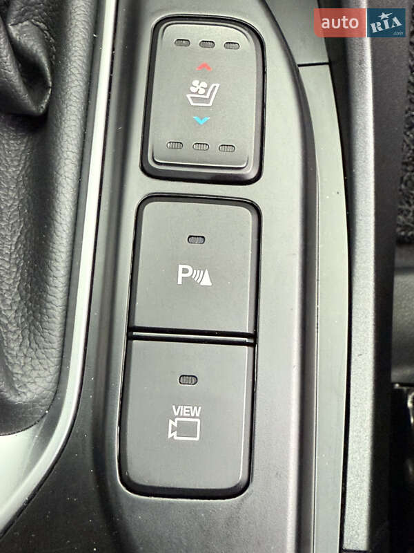 Внедорожник / Кроссовер Hyundai Santa FE 2017 в Киеве фото 44 Внедорожник / Кроссовер Hyundai Santa FE 2017 в Киеве