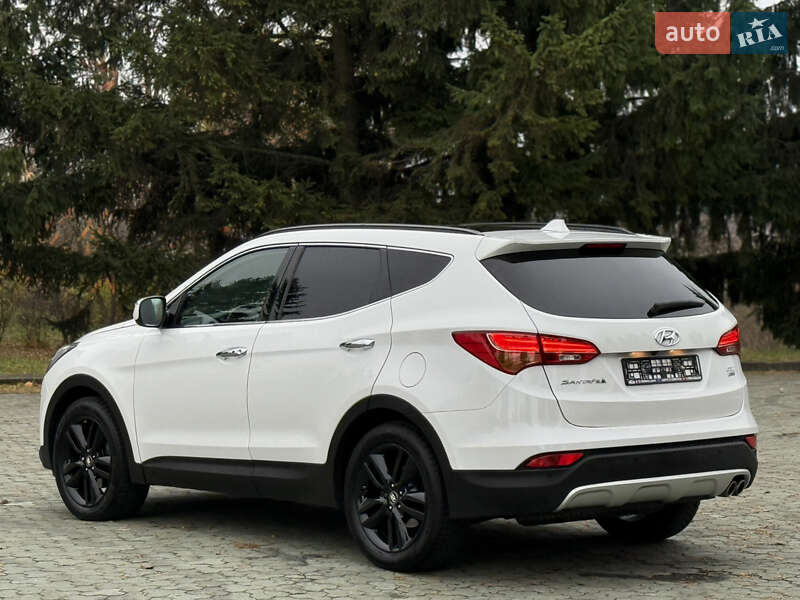 Внедорожник / Кроссовер Hyundai Santa FE 2014 в Дубно