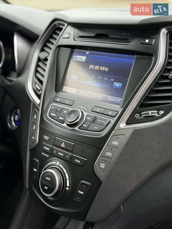 Внедорожник / Кроссовер Hyundai Santa FE 2014 в Дубно