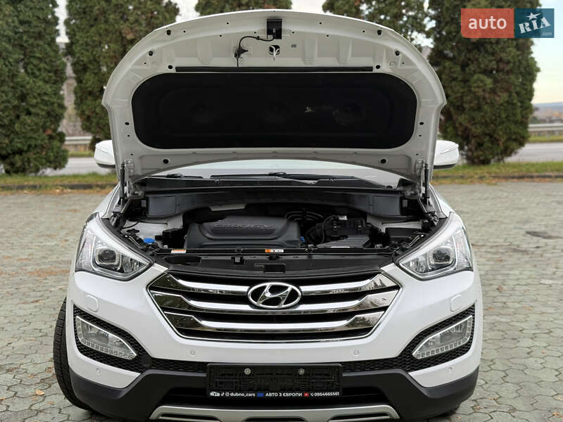 Внедорожник / Кроссовер Hyundai Santa FE 2014 в Дубно