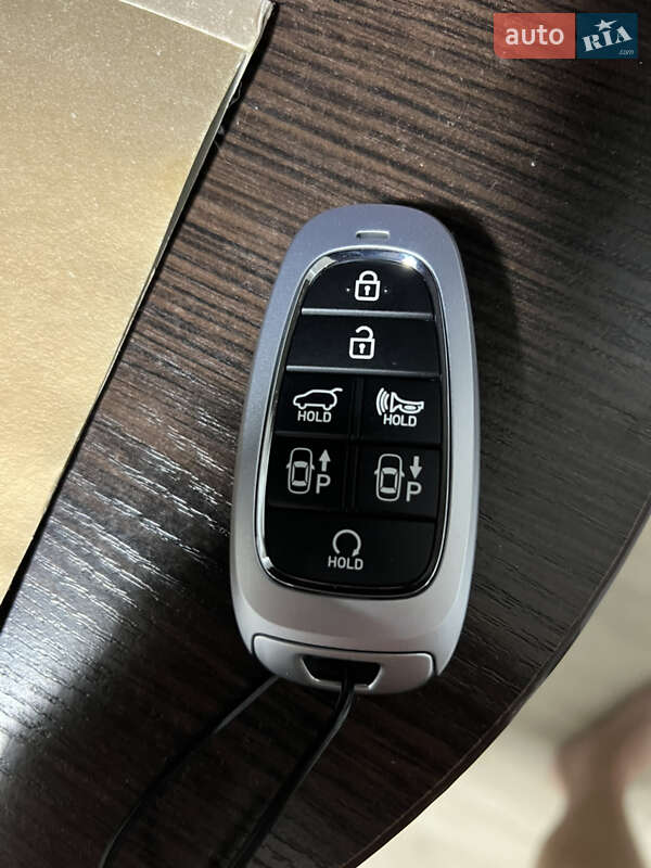 Внедорожник / Кроссовер Hyundai Santa FE 2020 в Киеве