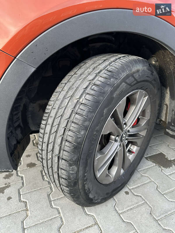 Внедорожник / Кроссовер Hyundai Santa FE 2014 в Дубно