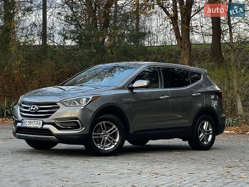 Внедорожник / Кроссовер Hyundai Santa FE 2016 в Дрогобыче