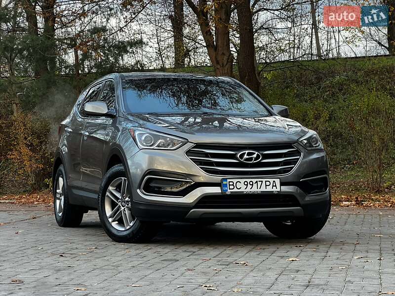 Внедорожник / Кроссовер Hyundai Santa FE 2016 в Дрогобыче