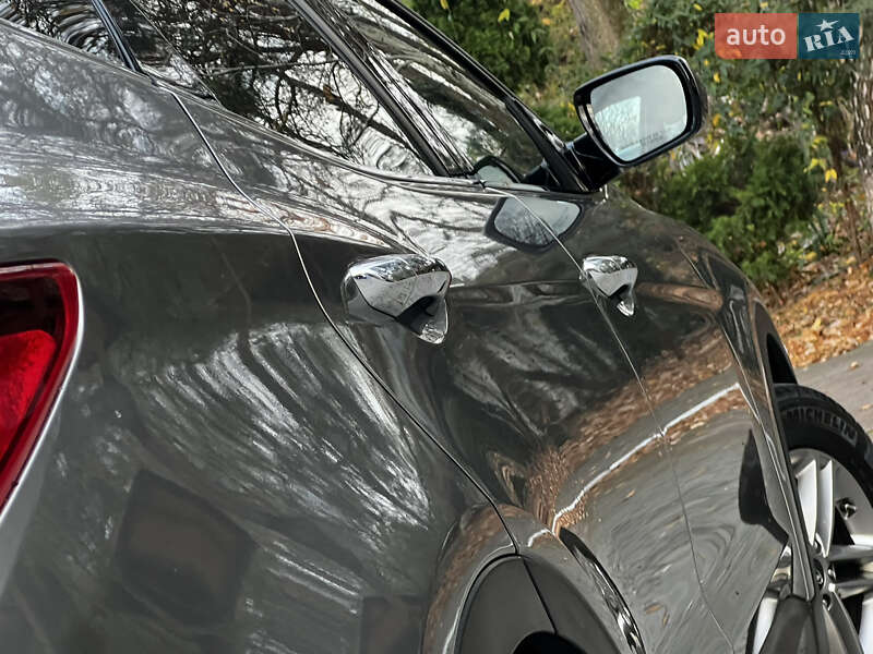 Внедорожник / Кроссовер Hyundai Santa FE 2016 в Дрогобыче