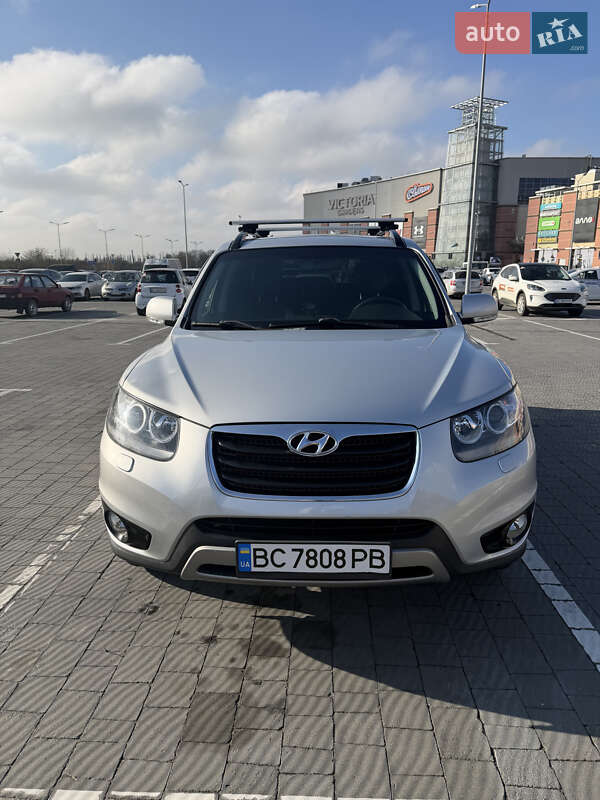 Внедорожник / Кроссовер Hyundai Santa FE 2012 в Львове