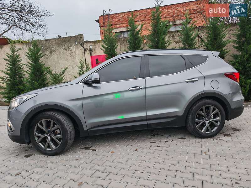 Внедорожник / Кроссовер Hyundai Santa FE 2016 в Могилев-Подольске фото 8 Внедорожник / Кроссовер Hyundai Santa FE 2016 в Могилев-Подольске