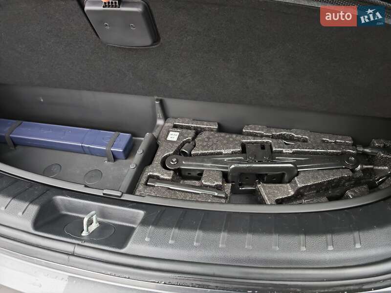 Внедорожник / Кроссовер Hyundai Santa FE 2016 в Могилев-Подольске фото 37 Внедорожник / Кроссовер Hyundai Santa FE 2016 в Могилев-Подольске