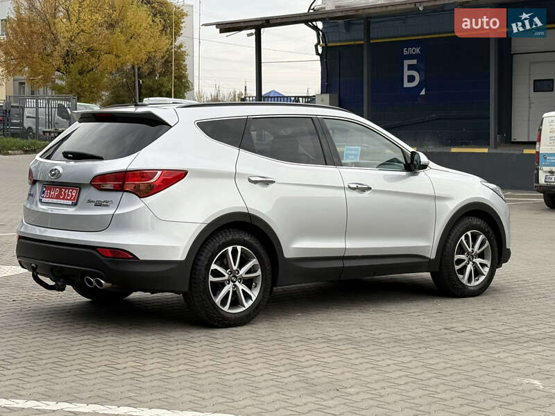 Позашляховик / Кросовер Hyundai Santa FE 2014 в Рівному