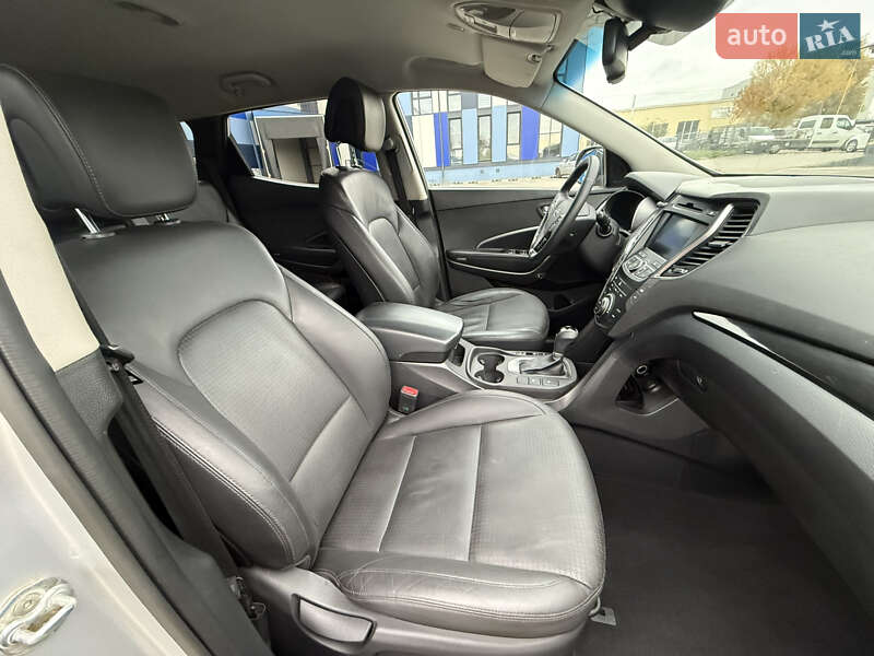 Позашляховик / Кросовер Hyundai Santa FE 2014 в Рівному