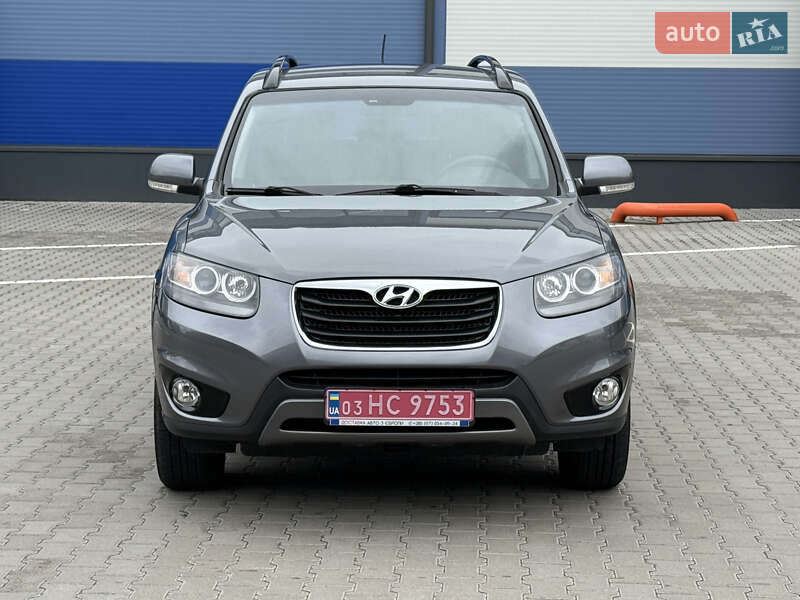 Внедорожник / Кроссовер Hyundai Santa FE 2012 в Ровно