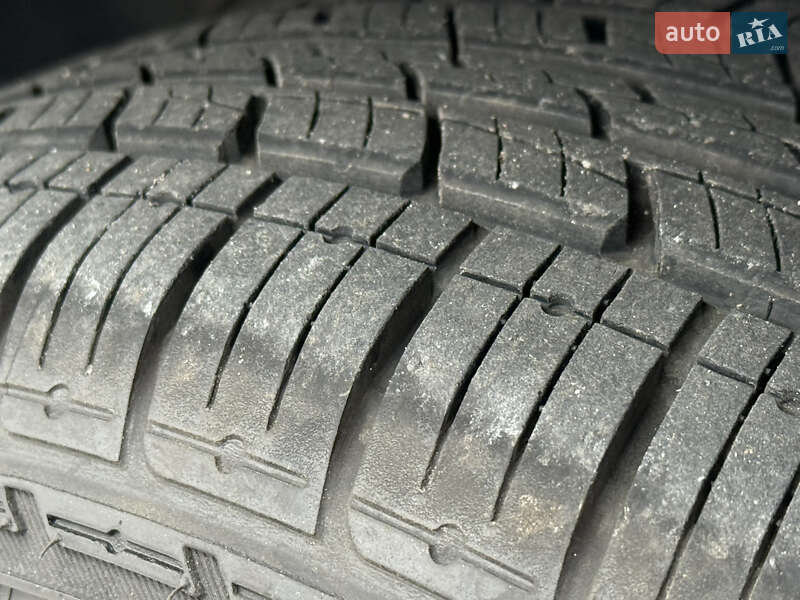 Внедорожник / Кроссовер Hyundai Santa FE 2012 в Ровно