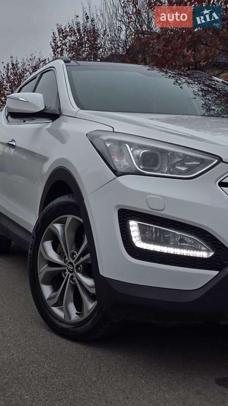 Позашляховик / Кросовер Hyundai Santa FE 2013 в Києві