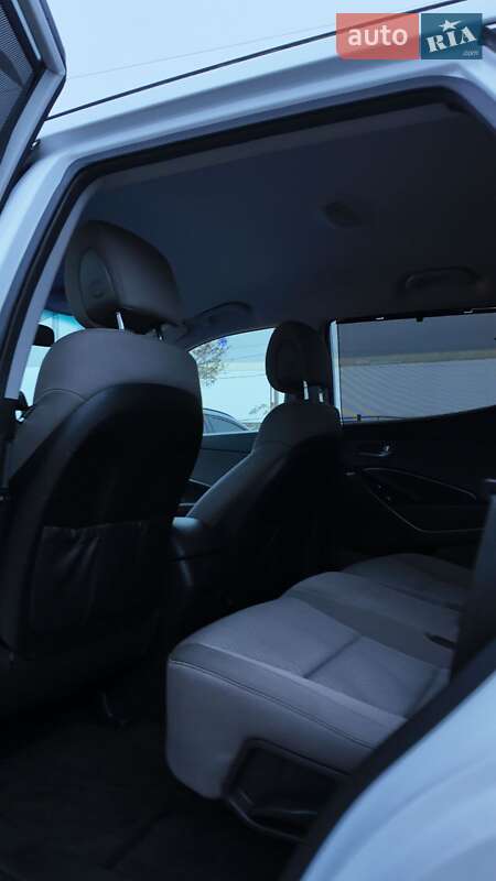 Внедорожник / Кроссовер Hyundai Santa FE 2012 в Одессе