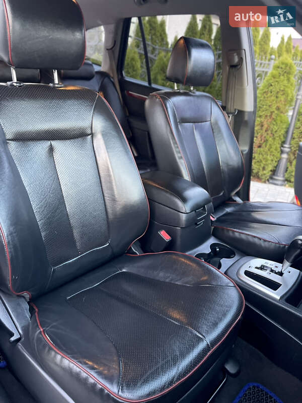 Внедорожник / Кроссовер Hyundai Santa FE 2006 в Виннице
