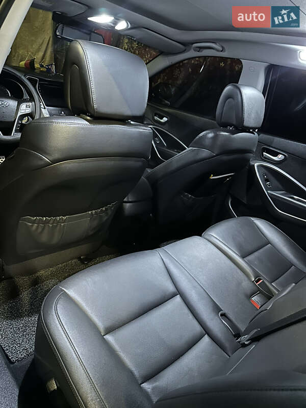 Внедорожник / Кроссовер Hyundai Santa FE 2014 в Фастове