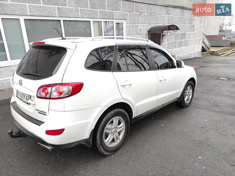 Внедорожник / Кроссовер Hyundai Santa FE 2010 в Бердичеве