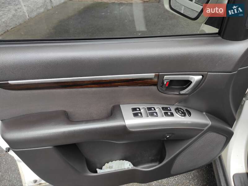 Внедорожник / Кроссовер Hyundai Santa FE 2010 в Бердичеве