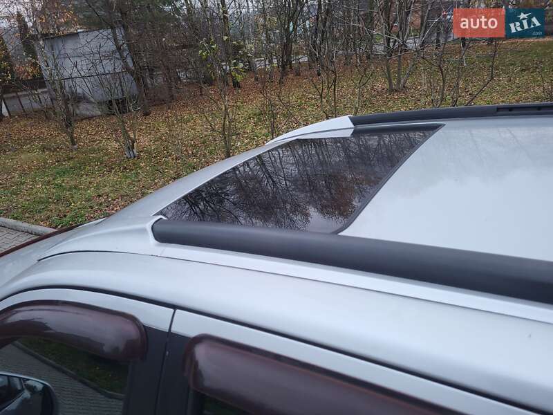 Позашляховик / Кросовер Hyundai Santa FE 2009 в Хмельницькому фото 39 Позашляховик / Кросовер Hyundai Santa FE 2009 в Хмельницькому