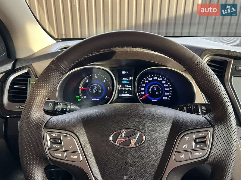 Позашляховик / Кросовер Hyundai Santa FE 2014 в Борисполі