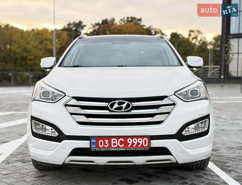 Внедорожник / Кроссовер Hyundai Santa FE 2013 в Дубно