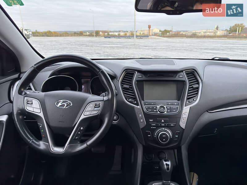Внедорожник / Кроссовер Hyundai Santa FE 2013 в Дубно