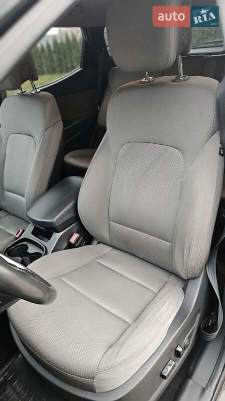 Внедорожник / Кроссовер Hyundai Santa FE 2013 в Бучаче фото 18 Внедорожник / Кроссовер Hyundai Santa FE 2013 в Бучаче