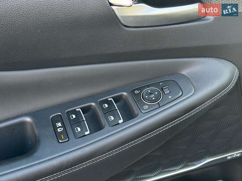 Внедорожник / Кроссовер Hyundai Santa FE 2019 в Харькове фото 10 Внедорожник / Кроссовер Hyundai Santa FE 2019 в Харькове