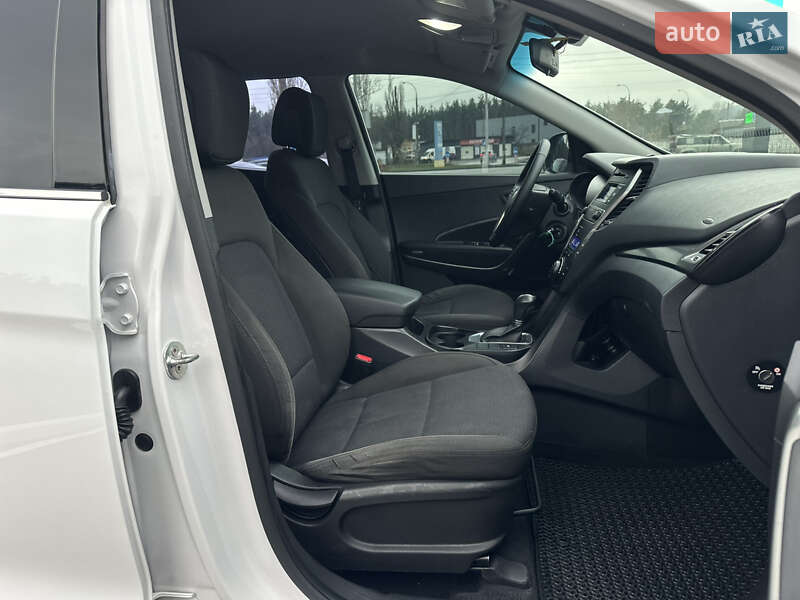 Внедорожник / Кроссовер Hyundai Santa FE 2017 в Киеве фото 35 Внедорожник / Кроссовер Hyundai Santa FE 2017 в Киеве