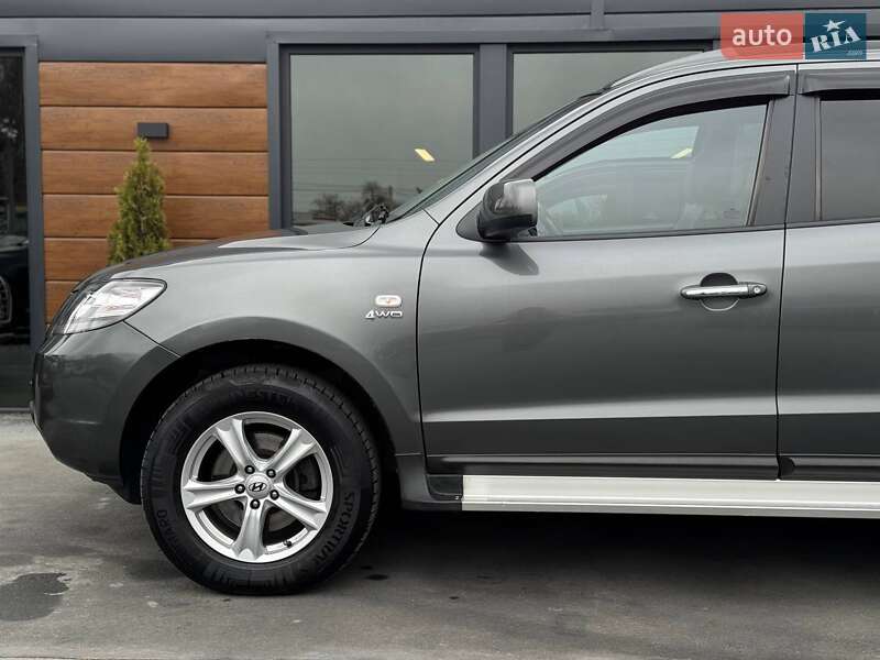 Внедорожник / Кроссовер Hyundai Santa FE 2007 в Ровно