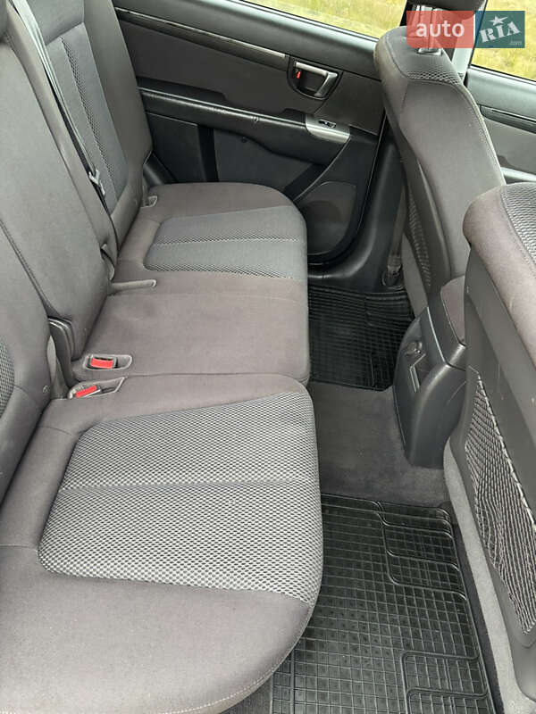 Позашляховик / Кросовер Hyundai Santa FE 2010 в Сарнах