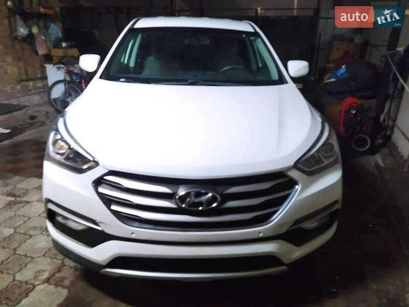 Внедорожник / Кроссовер Hyundai Santa FE 2017 в Одессе фото Внедорожник / Кроссовер Hyundai Santa FE 2017 в Одессе