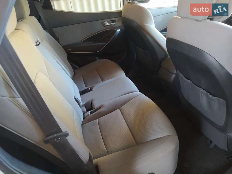 Внедорожник / Кроссовер Hyundai Santa FE 2017 в Одессе фото 8 Внедорожник / Кроссовер Hyundai Santa FE 2017 в Одессе