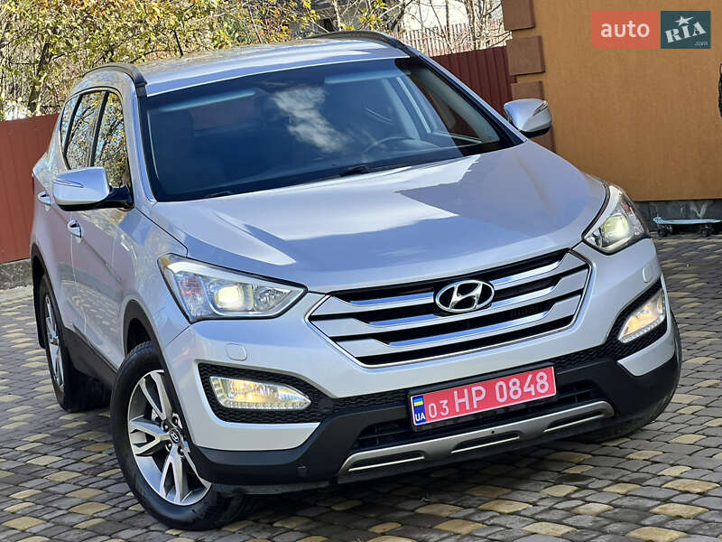 Внедорожник / Кроссовер Hyundai Santa FE 2013 в Ивано-Франковске