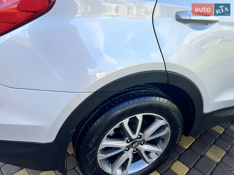 Внедорожник / Кроссовер Hyundai Santa FE 2013 в Ивано-Франковске
