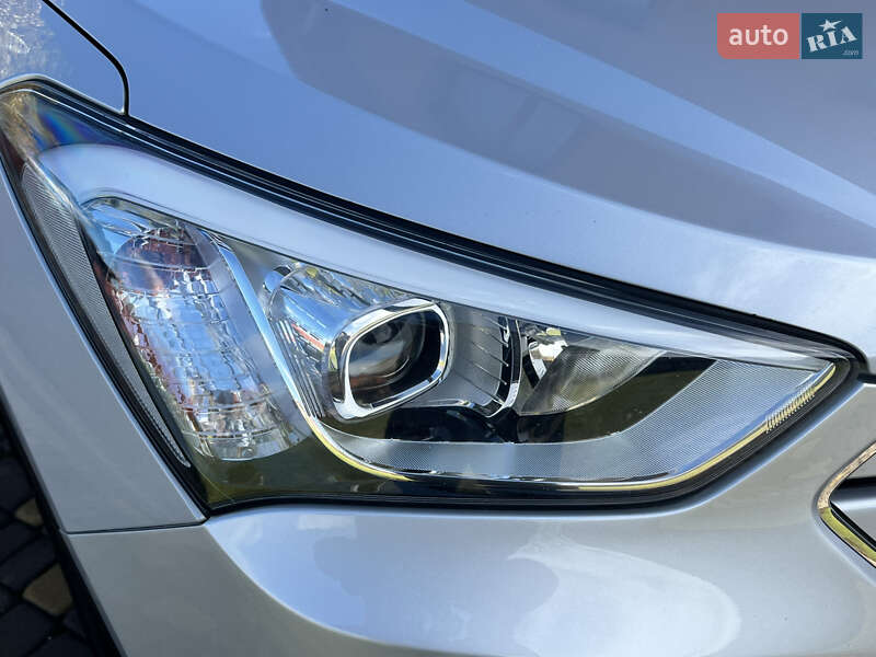 Внедорожник / Кроссовер Hyundai Santa FE 2013 в Ивано-Франковске
