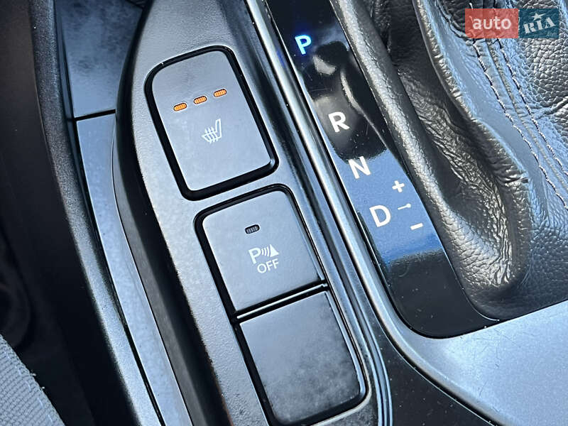 Внедорожник / Кроссовер Hyundai Santa FE 2013 в Ивано-Франковске