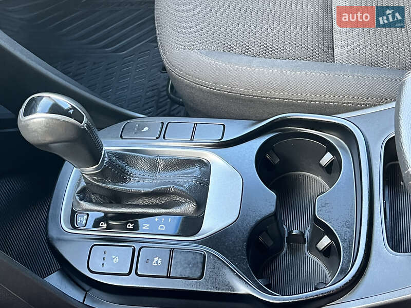 Внедорожник / Кроссовер Hyundai Santa FE 2013 в Ивано-Франковске