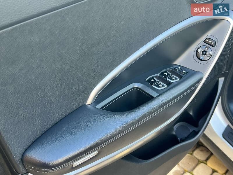 Внедорожник / Кроссовер Hyundai Santa FE 2013 в Ивано-Франковске