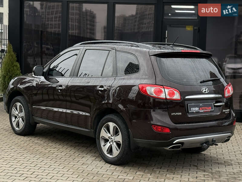 Внедорожник / Кроссовер Hyundai Santa FE 2012 в Киеве