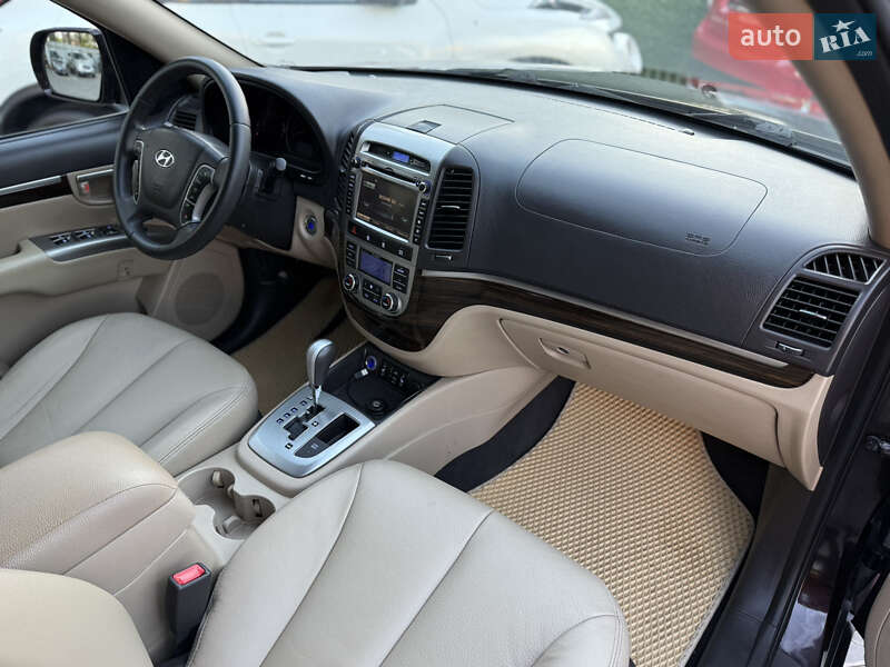 Внедорожник / Кроссовер Hyundai Santa FE 2011 в Одессе