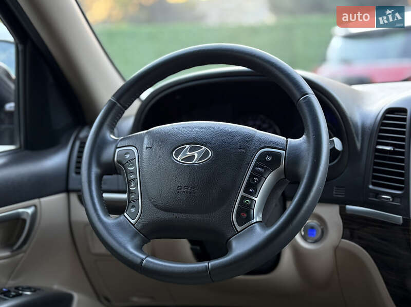 Внедорожник / Кроссовер Hyundai Santa FE 2011 в Одессе